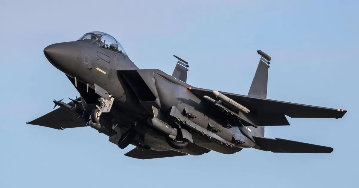 Jet Tempur AS Ditembak Jatuh di Iran, Pilot Hilang Diburu, Operasi Penyelamatan Berlangsung Intensif
