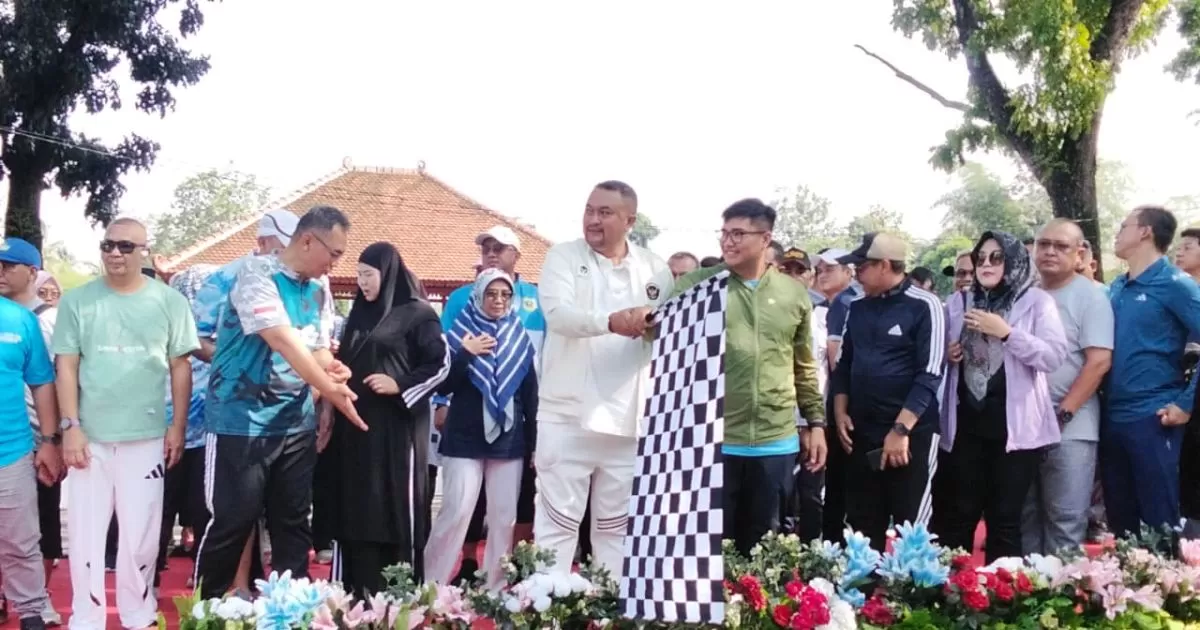 Bupati Bogor Rudy Susmanto Luncurkan Bus Listrik Gratis di CFD Tegar Beriman