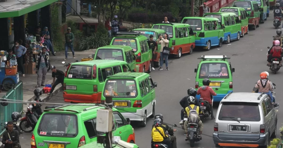 Wali Kota Dedie A. Rachim Dorong Moratorium Izin Angkot Lintas Wilayah, Tekan Kemacetan Kota Bogor