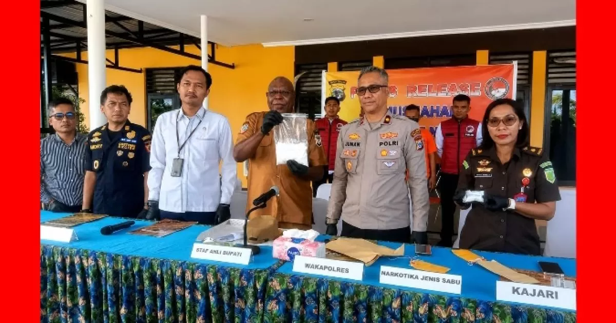 Polres Mimika Musnahkan 420 Gram Sabu Senilai Rp1 Miliar, Dua Pengedar Ditangkap