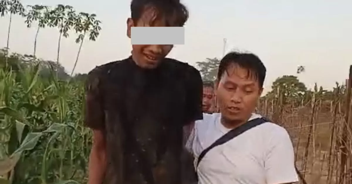 Polsek Cariu Amankan Diduga Pengedar Obat Terlarang, Ratusan Butir Tramadol dan Excimer Disita
