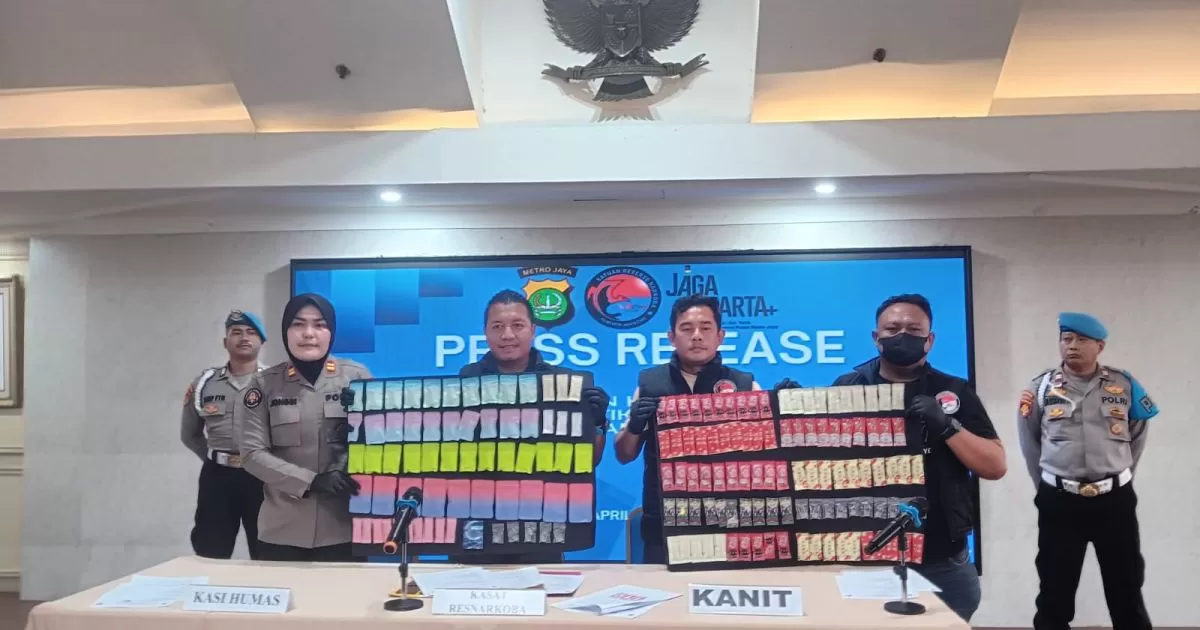 Polres Metro Jakarta Utara Bongkar Pabrik Vape Narkoba, 842 Cartridge Siap Edar Disita