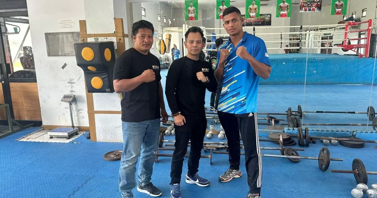 Atlet Tinju Kabupaten Bogor Maikhel Muskita Kalahkan KO Taka di Round Pertama HSS Holywings Sport Show