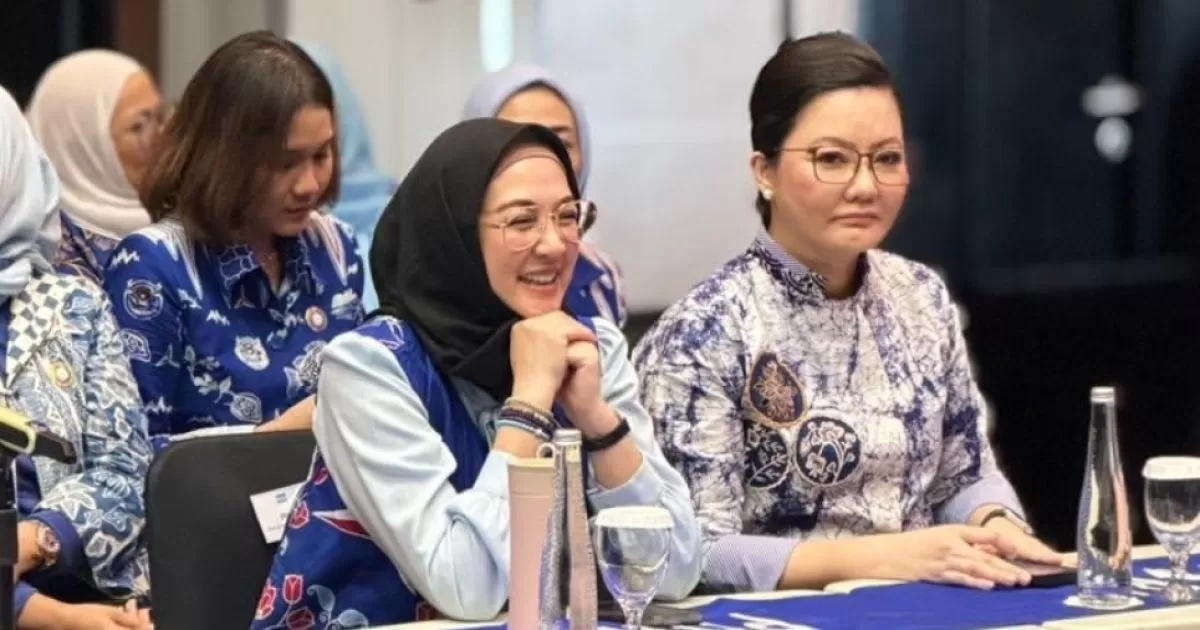 Dina Lorenza Audria Hadiri Dialog Politik Perempuan Indonesia-Singapura di DPP Demokrat
