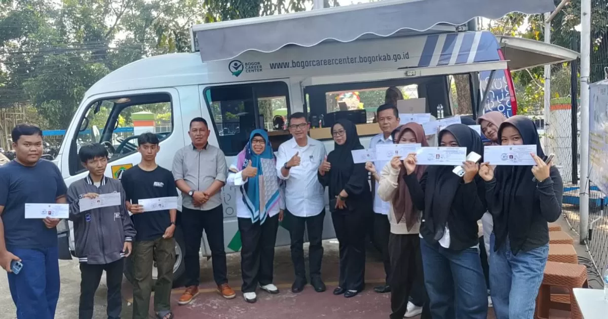 Disnaker Kabupaten Bogor Gelar Goes to School dan Bursa Kerja di HJB ke-544