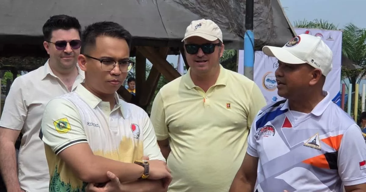 Ketua KONI Kabupaten Bogor Jajal Olahraga Petanque di Event INAFRA Double Series 3