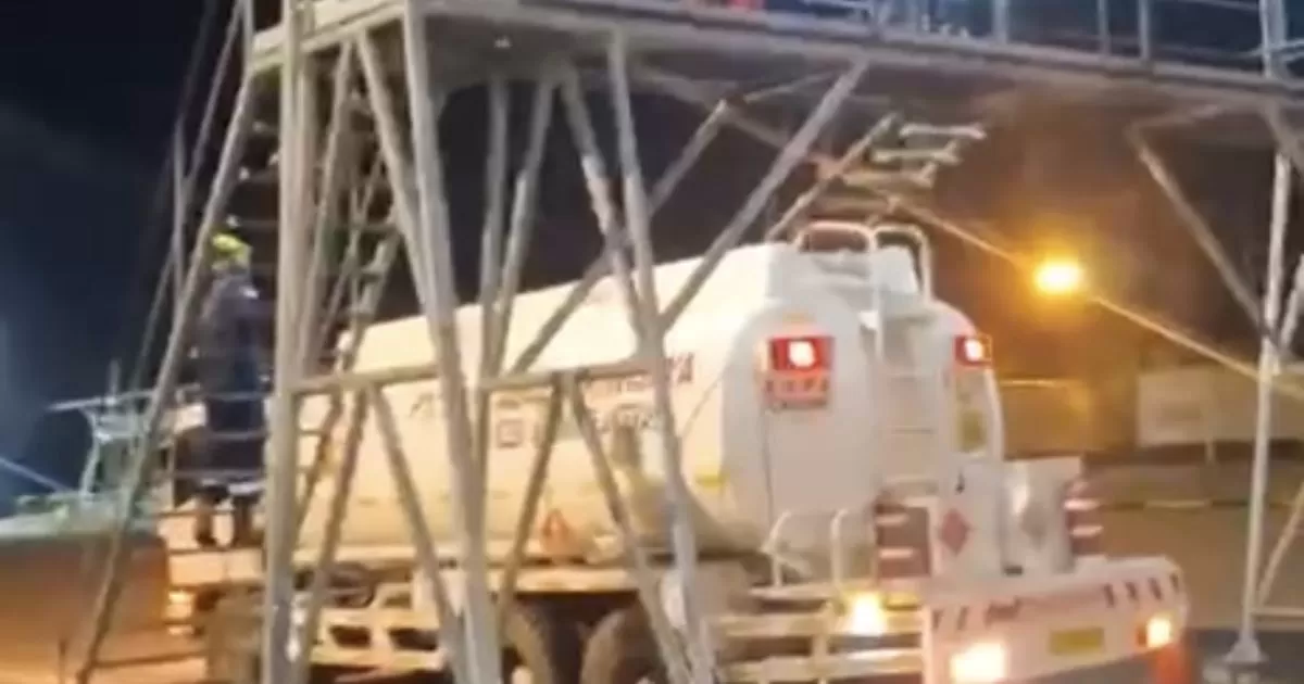 SKK Migas Dukung Pengaliran Minyak Sumur Masyarakat, Pertamina Ramba Mulai Izinkan Bongkar Minyak Malam Hari