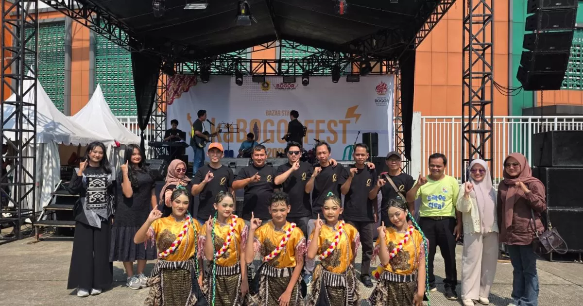 SMPN 1 Gunungputri Meriahkan Hari Jadi Bogor dengan O-BAND dan Tari Kuluangkara