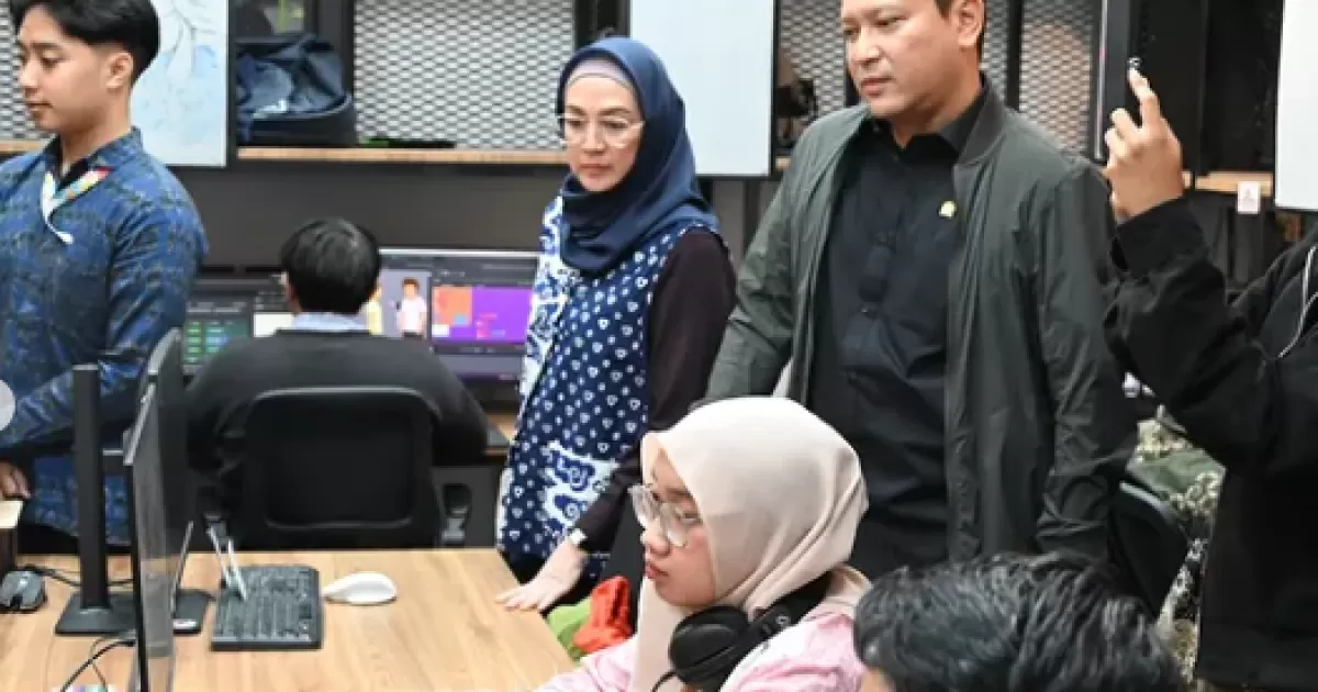 Dina Lorenza Dorong Penguatan Industri Film Nasional, Komisi VII DPR Kunjungi PT Ayena Mandiri Sinema di Cimahi