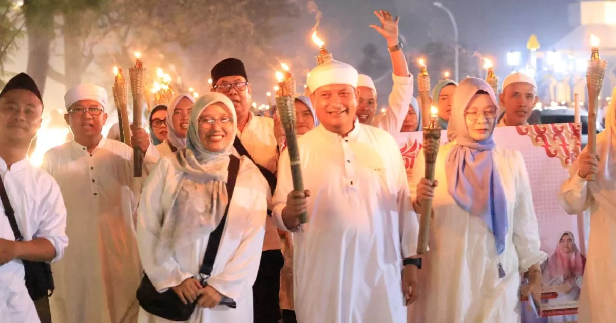 Ribuan Warga Meriahkan Pawai Obor 1 Muharram 1448 H di Cibinong, Simbol Semangat Hijrah dan Kebersamaan