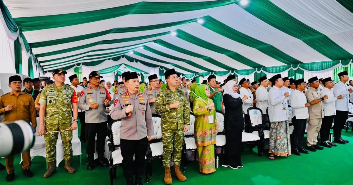 Panglima TNI Dampingi Presiden Prabowo Hadiri Penutupan Munas Alim Ulama dan Konbes NU 2026 di Bangkalan