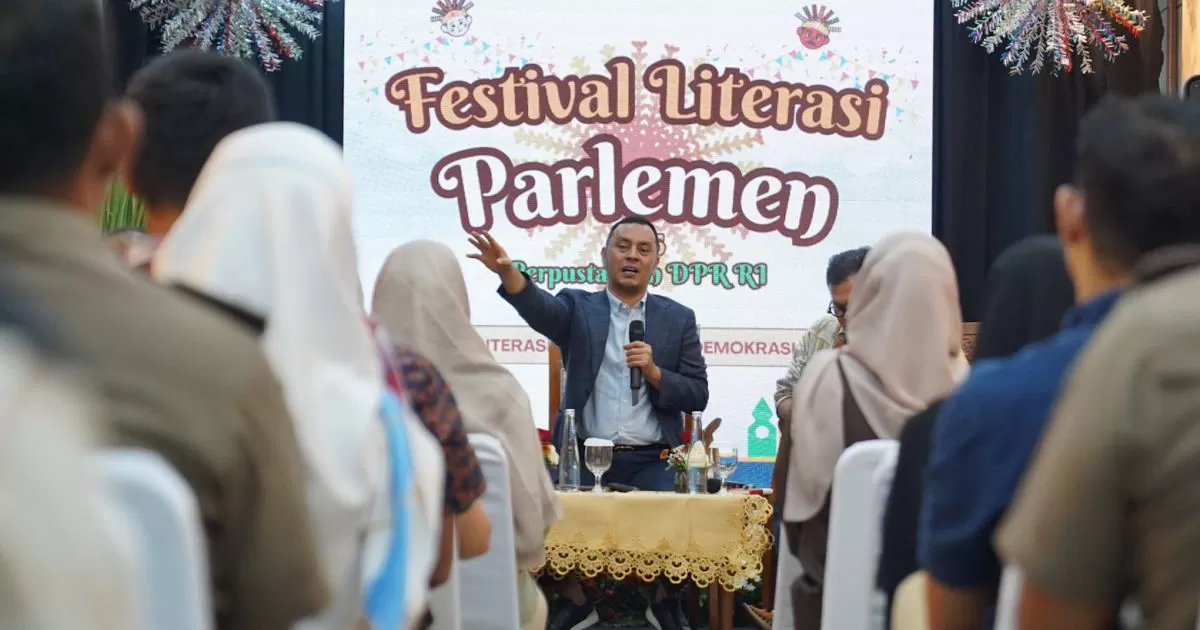 Willy Aditya Usulkan Pojok Baca di DPR untuk OB, Sopir hingga Petugas Keamanan, Dorong Literasi untuk Semua