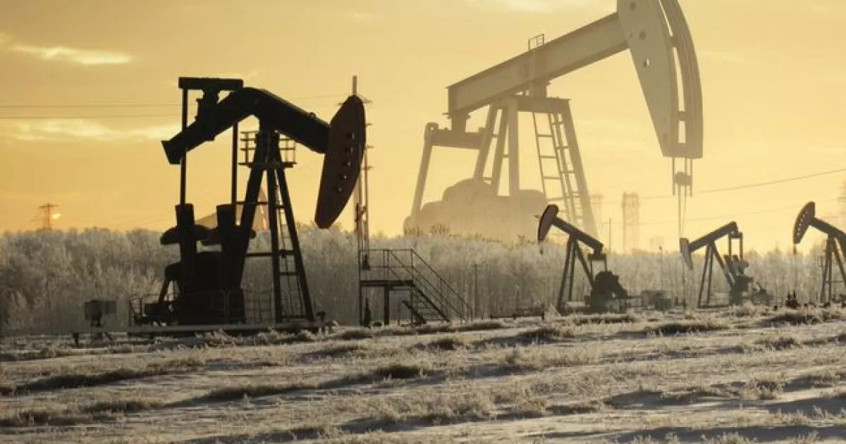 Harga Minyak Dunia Menguat Tipis, Ketegangan Selat Hormuz Tahan Tekanan Pasokan OPEC+
