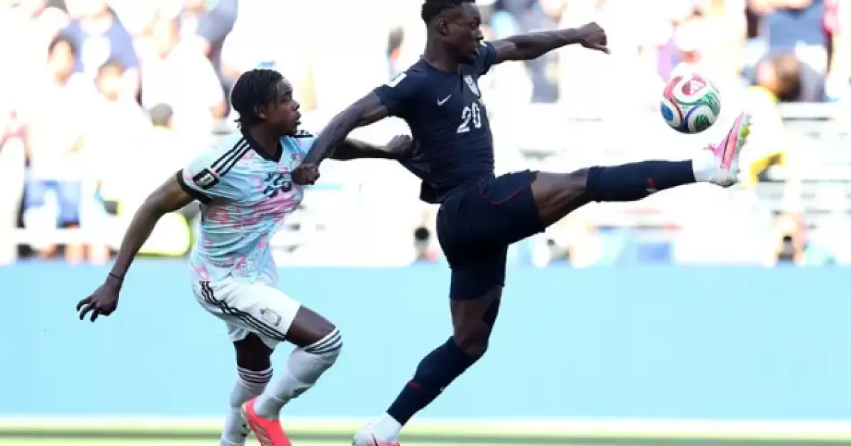 Kontroversi Balogun Memanas, UEFA Kecam FIFA Usai Kartu Merah Penyerang AS Dibatalkan