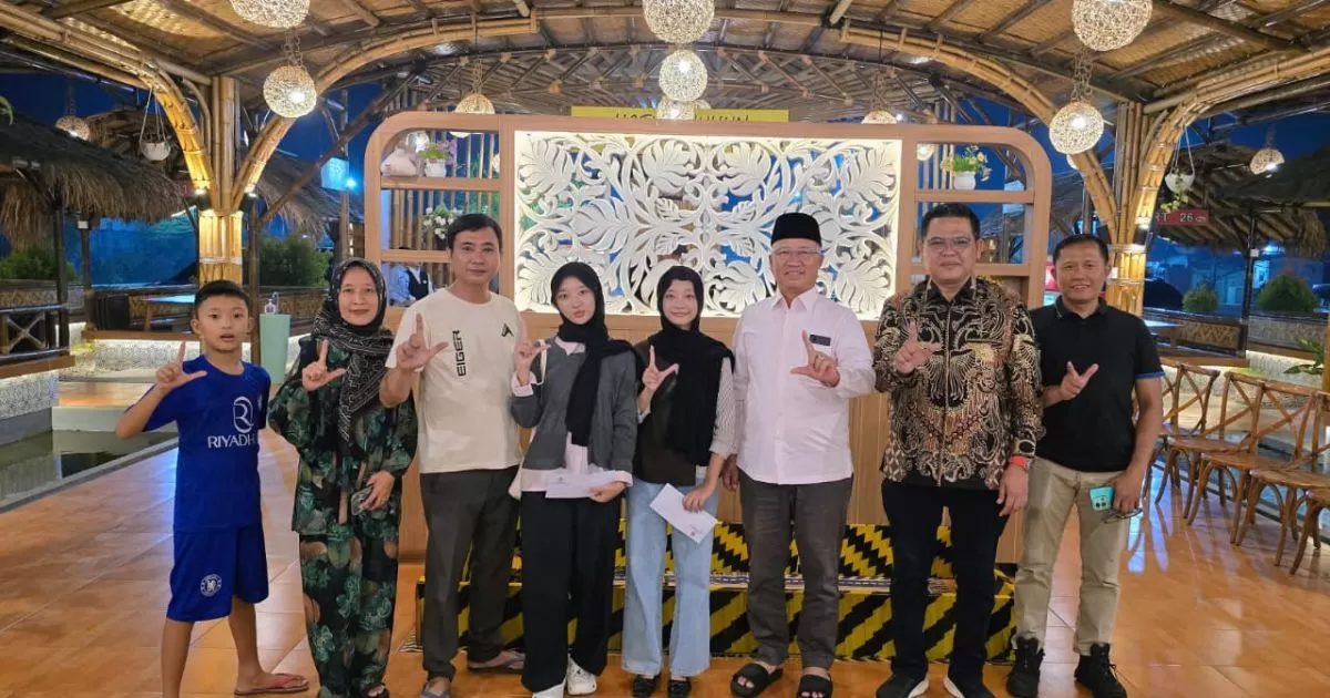 Dari Kontrakan Sederhana ke UI, Kisah Inspiratif Anak Kembar Asal Lampung
