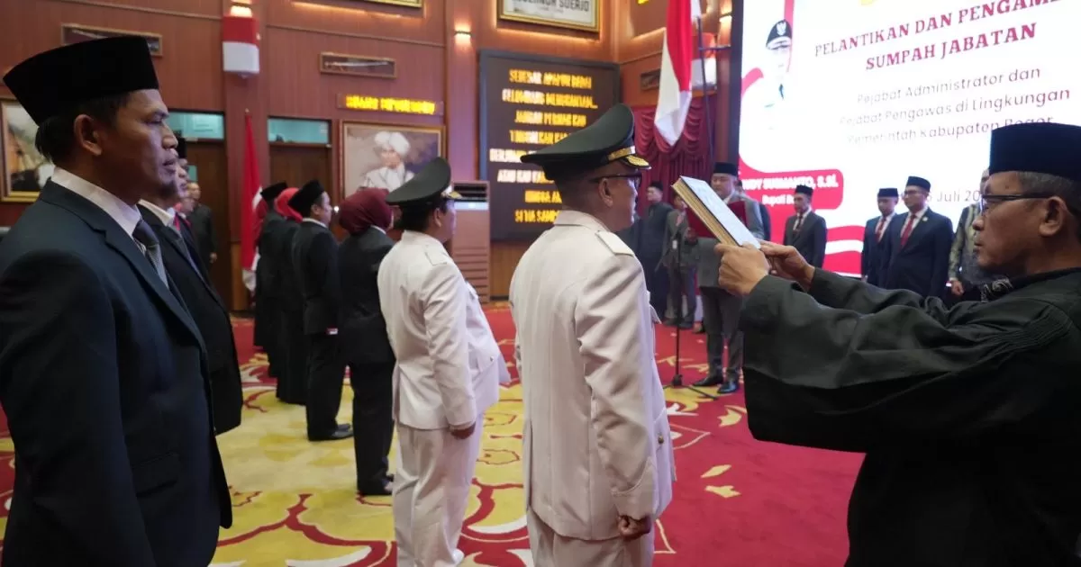 Bupati Bogor Rudy Susmanto Lantik 14 Pejabat Administrator dan Pengawas, Tekankan Integritas dan Pelayanan Publik