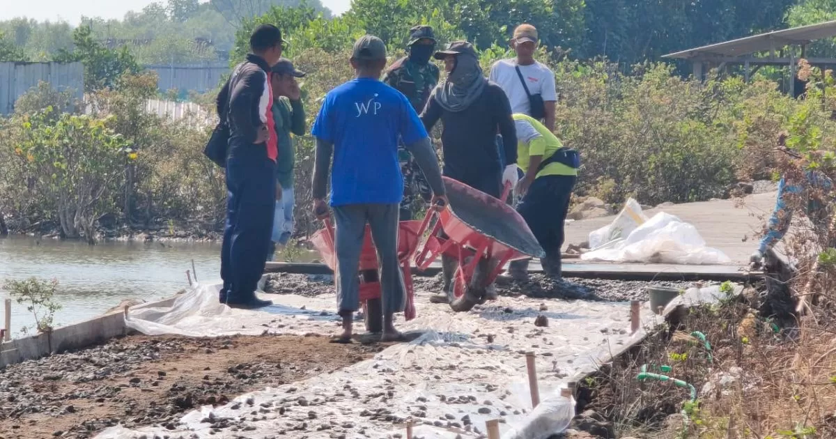 Lapas Terbuka Kendal Wujudkan Pemasyarakatan PASTI Bermanfaat Lewat TMMD