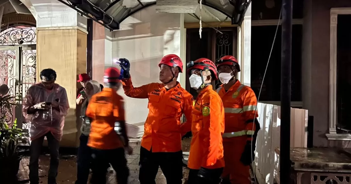 Diduga Ledakan Pipa Gas Tanam di Medan Polonia, Basarnas Masih Cari Dua Korban Tertimbun Reruntuhan
