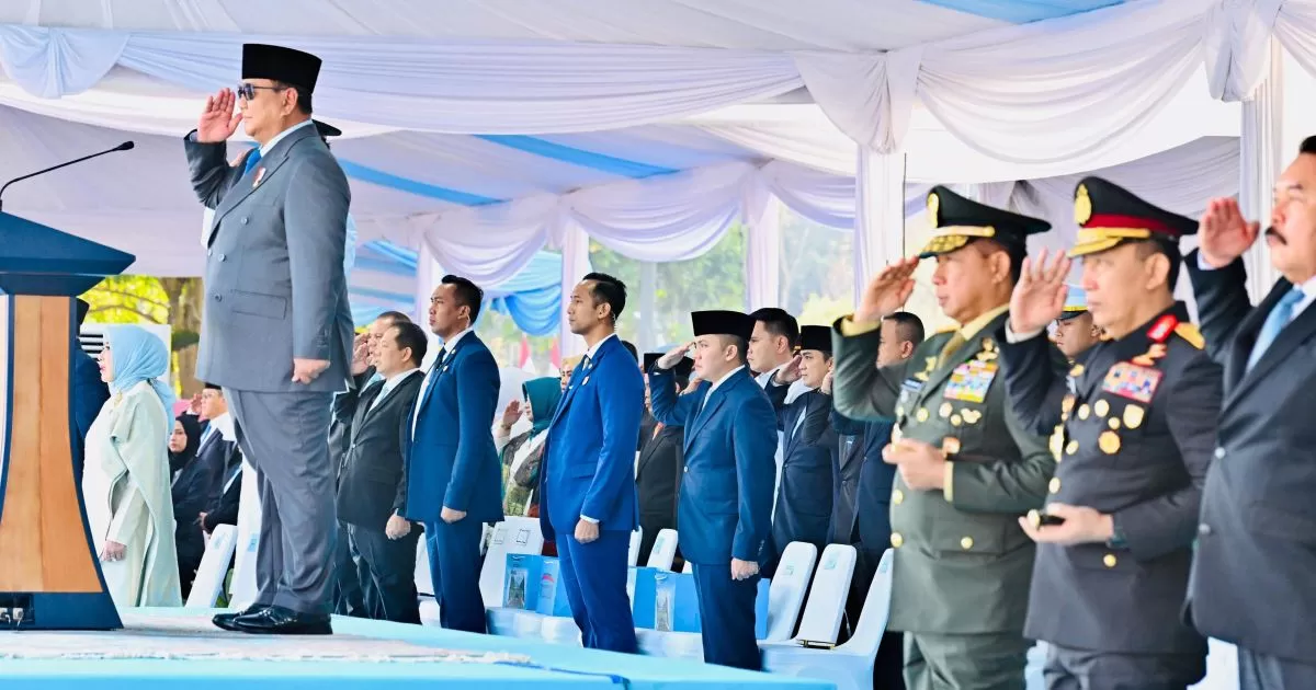 Presiden Prabowo Lantik 1.204 Pamong Praja Muda IPDN 2026, Panglima TNI Turut Hadir