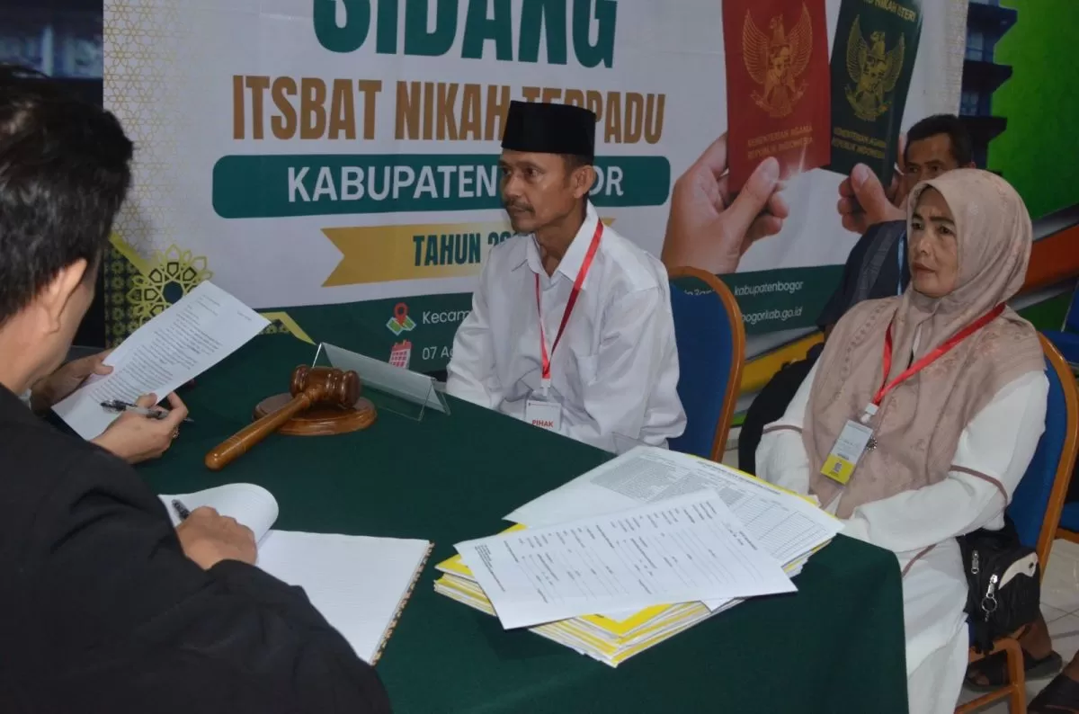 70 Pasangan Ikuti Sidang Isbat Nikah Terpadu di Ciseeng, Pemkab Bogor Berikan Layanan Gratis