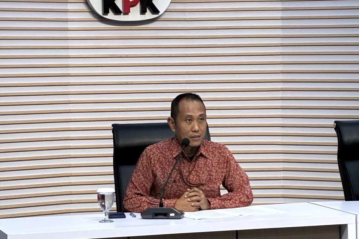 KPK Sita 12.000 SGD, Selisih Uang untuk Menhut Masih Ditelusuri