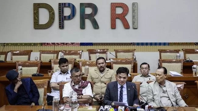 Komisi III DPR Setujui 14 Calon Hakim Agung dan Hakim Ad Hoc MA