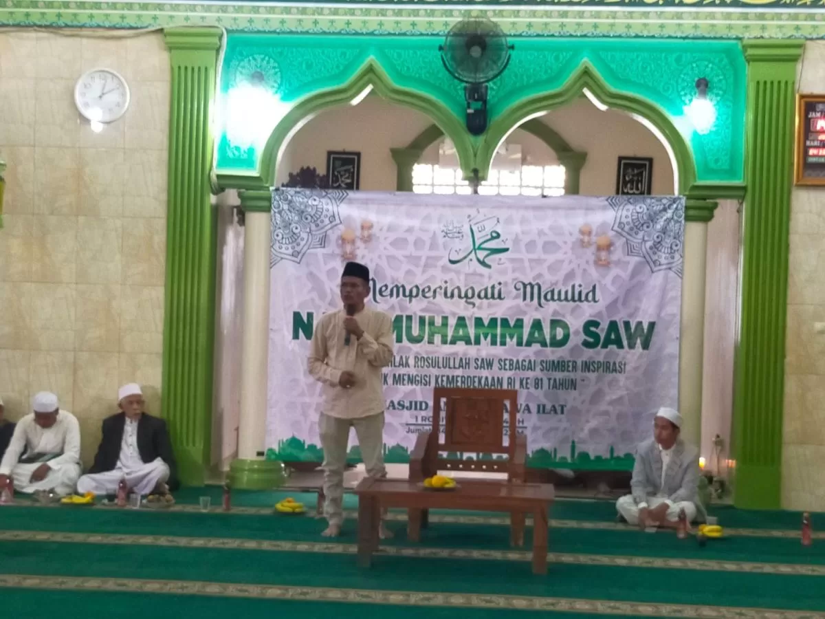 Kades Dayeuh Ajak Warga Teladani Akhlak Rasulullah dan Perkuat Gotong Royong