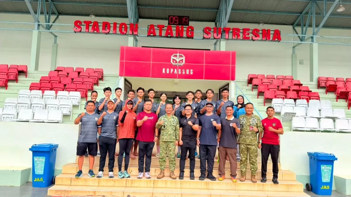 Kasum TNI Richard Tampubolon Pantau Tes Fisik Atlet Taekwondo di Markas Kopassus