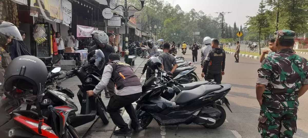 Parkir di Alun-Alun Kabupaten Bogor Kini Bertarif, Motor Mulai Rp2.500
