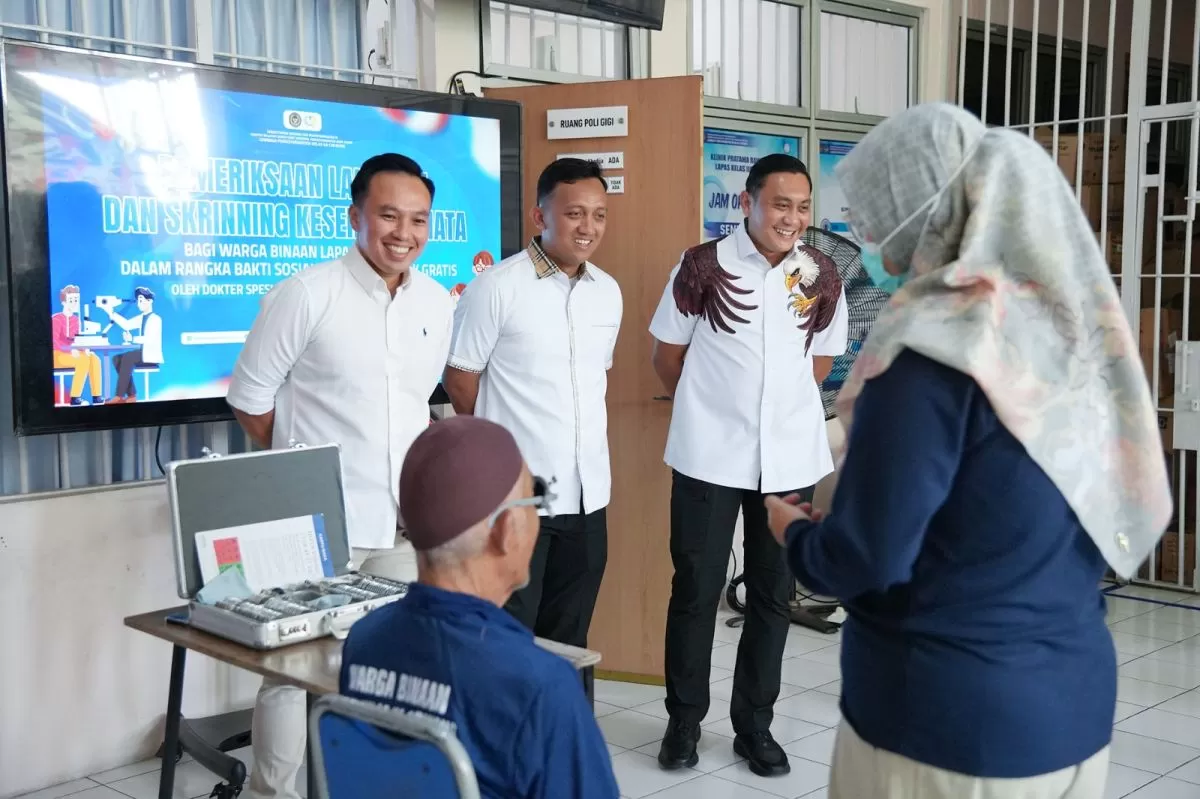 Perkuat Layanan Kesehatan, Lapas Cibinong Gandeng Dokter Spesialis Mata RSUD Bakti Pajajaran