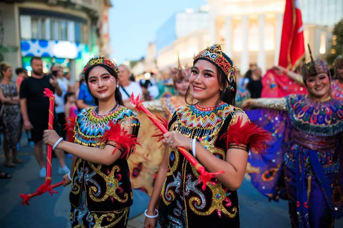 Putra-Putri Kabupaten Bogor Bawa Budaya Indonesia ke Panggung Eropa