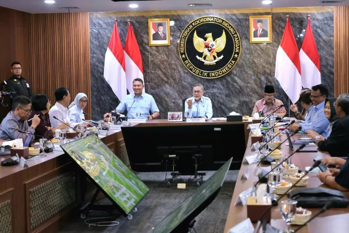 Zulhas Pimpin Rakortas MBG 2026, Rini Widyantini dan Sejumlah Menteri Bahas Tata Kelola Program