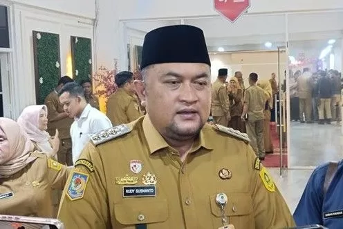 Kekeringan Melanda Bogor, Bupati Rudy Susmanto Siapkan Sumur Bor untuk Atasi Krisis Air Bersih