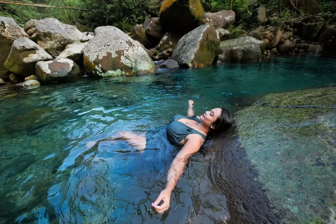 Rekomendasi Wisata Alam Bogor untuk Liburan Singkat: Air Jernih, Tebing dan Suasana Asri