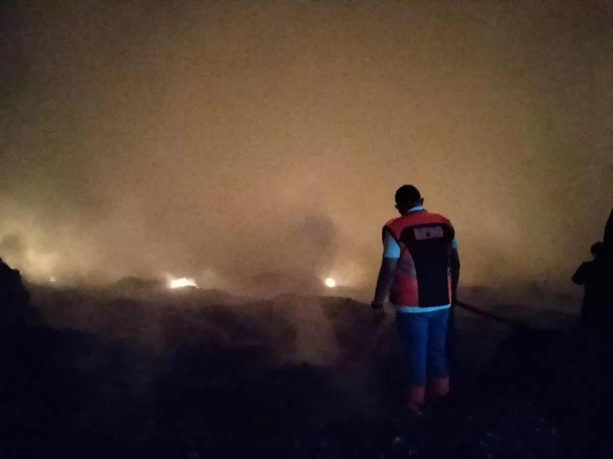 Kebakaran TPA Bogor Belum Padam Total, Petugas Waspadai Titik Panas dan Gas Metana