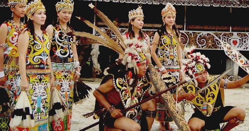 Hukum Adat dan Budaya Dayak Kenyah, Mengapa Generasi Muda Harus Turut Menjaga?