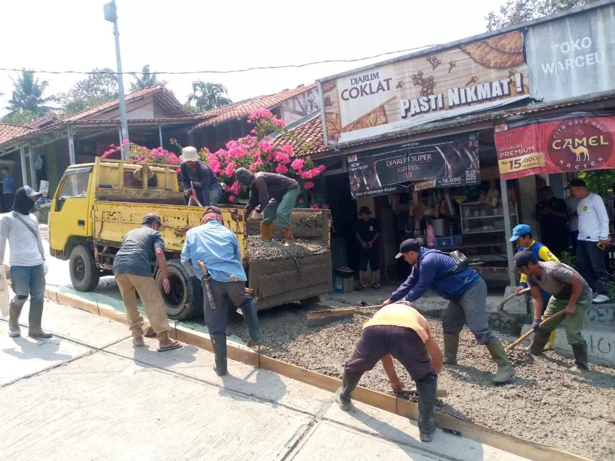 Pemdes Hambalang Realisasikan BKK 2026 untuk Betonisasi Jalan Penghubung Antar-Kampung