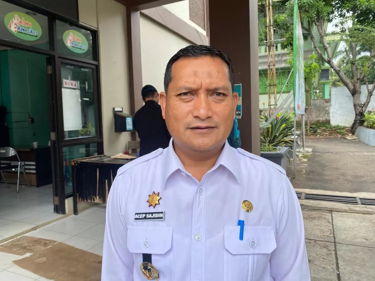 Acep Sajidin Apresiasi Festival Sepakbola Cibinong Istimewa Rebut Piala Camat