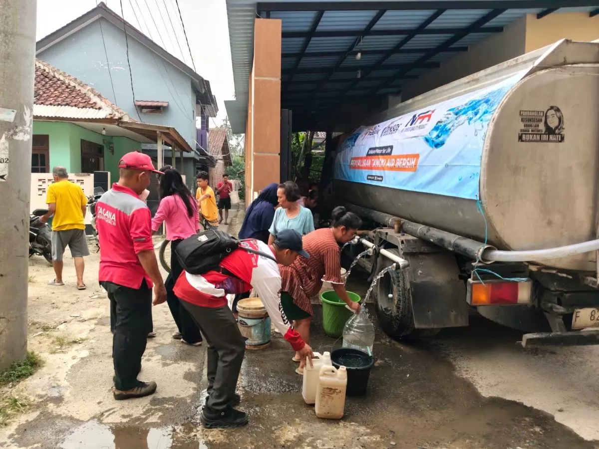 Krisis Air Bersih Kabupaten Bogor, Pemkab Salurkan 32 Ribu Liter Air