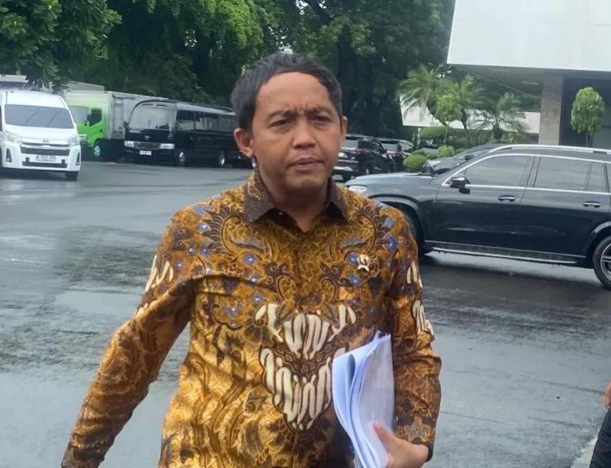 Raja Juli Singgung Gugatan Gibran: Dulu Jokowi, Hari Ini Mas Gibran