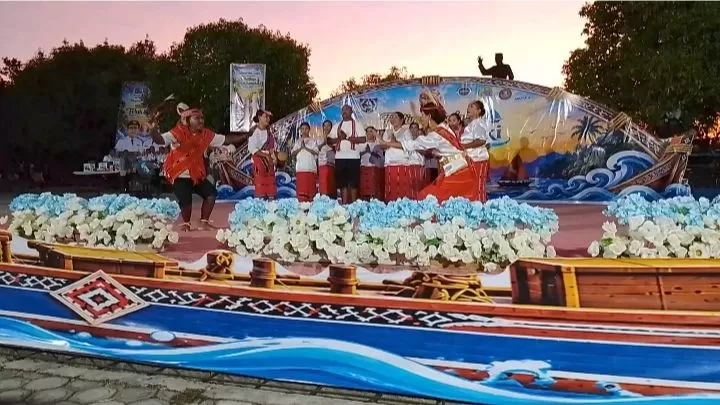 Kecamatan Fordata Meriahkan HUT ke-27 Tanimbar Lewat Festival Budaya Teluk Saumlaki