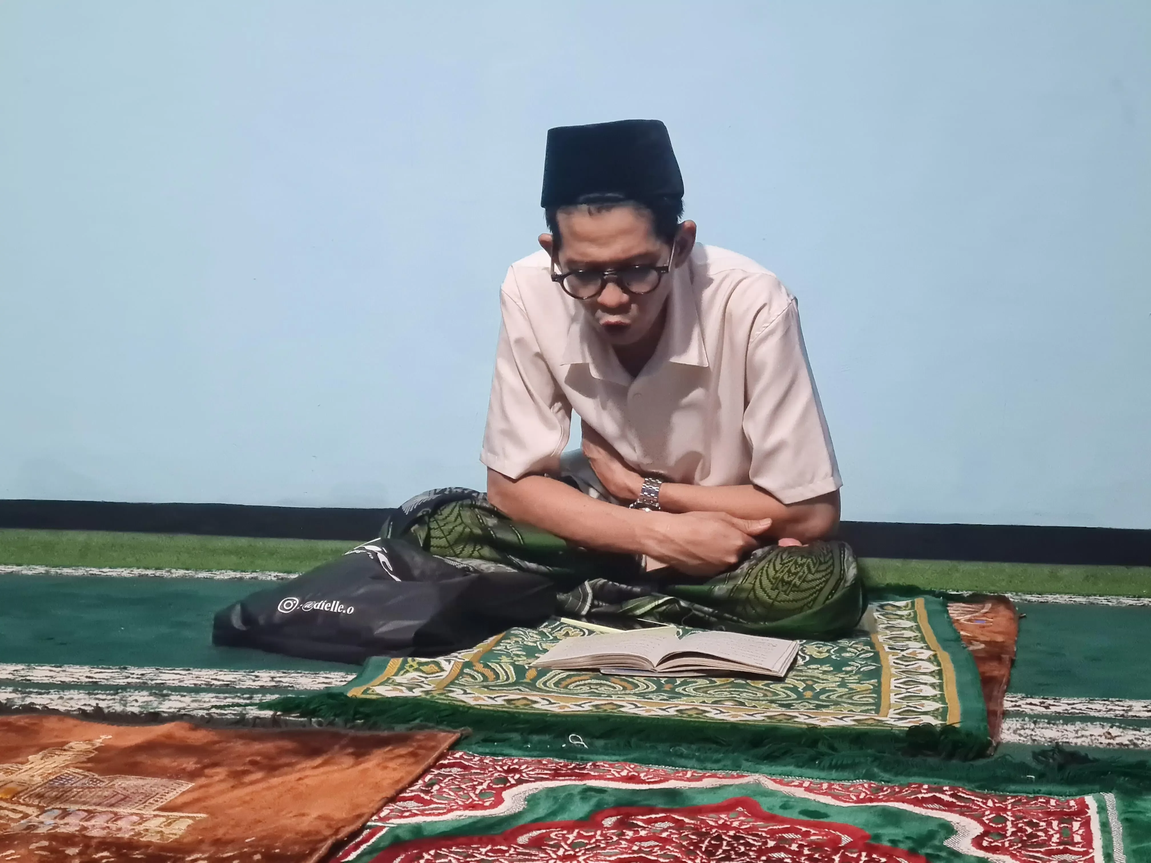 PWI Kabupaten Bogor Gelar Pengajian Rutin, Bahas Tata Cara Salat Jamak dan Qashar