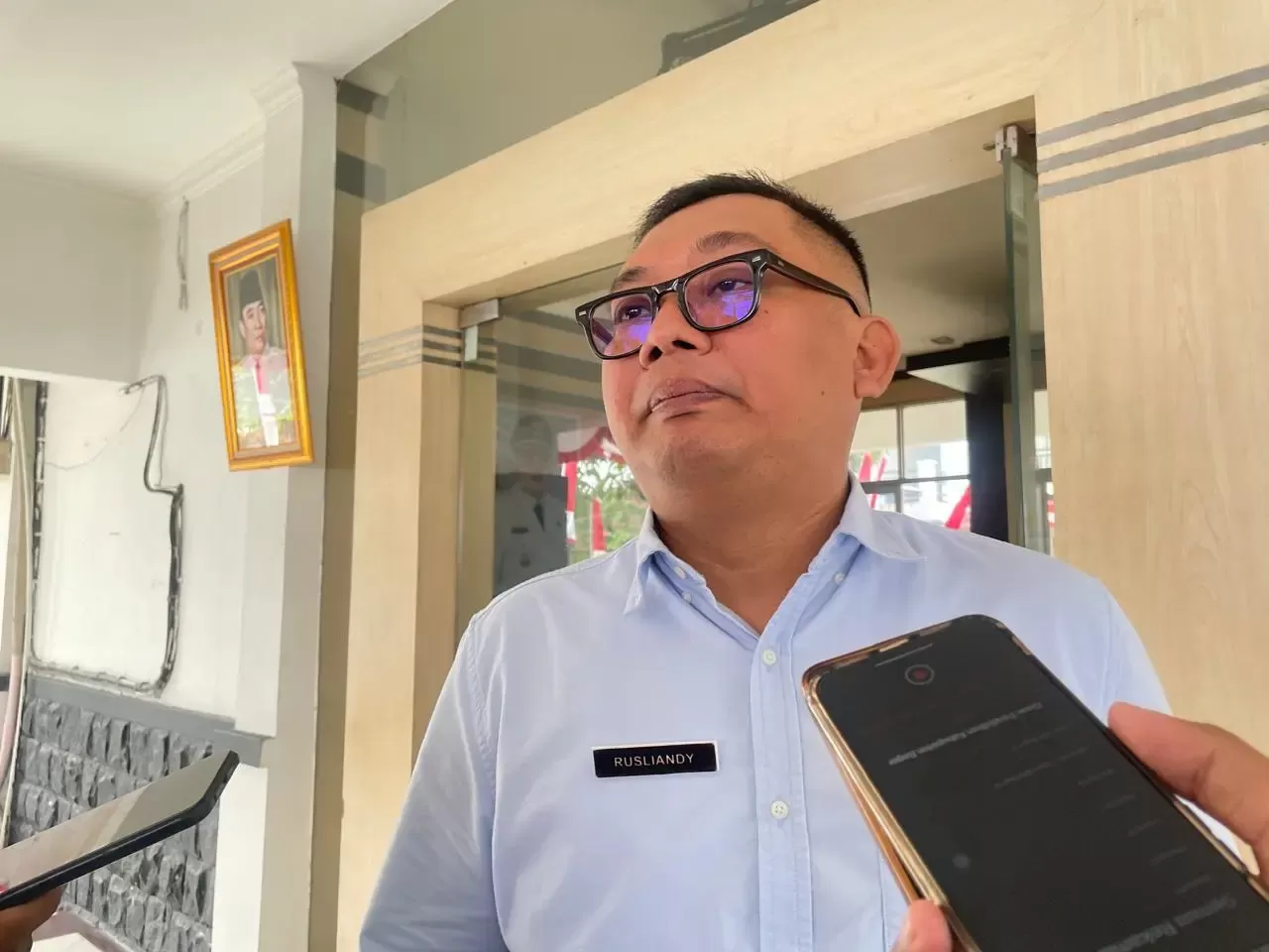 Banyak Sekolah di Kabupaten Bogor Sudah Terima Smart TV dari Kementerian Pendidikan