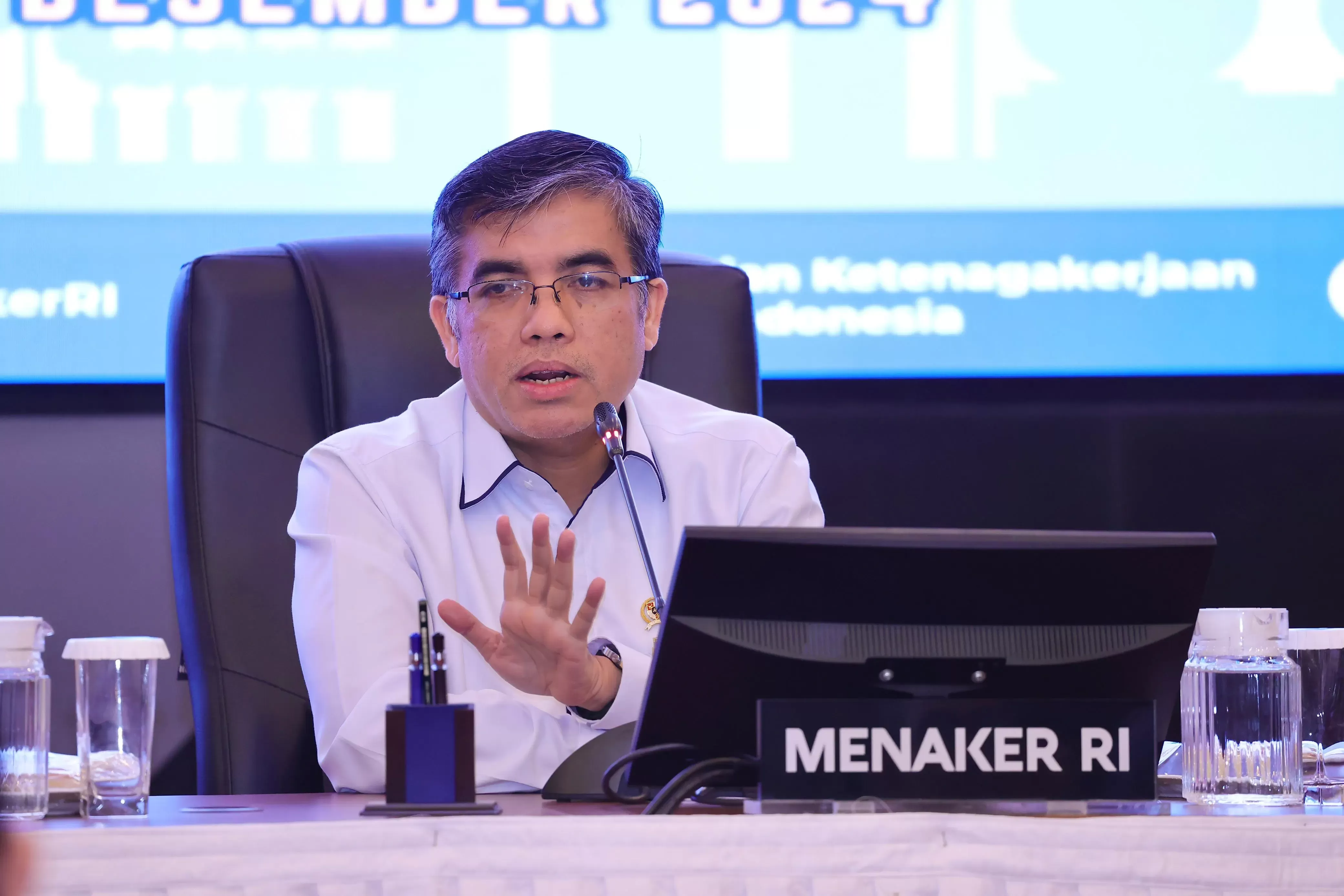 Menaker Yassierli Tegaskan Transformasi Pengawasan Ketenagakerjaan dan K3