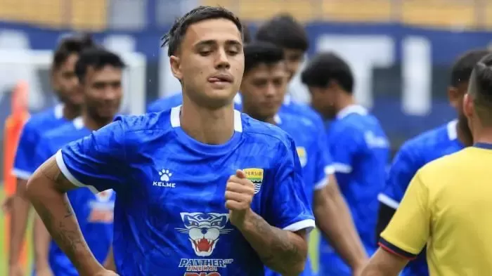 Fleksibel di Banyak Posisi, Eliano Reijnders Jadi Senjata Baru Persib Bandung
