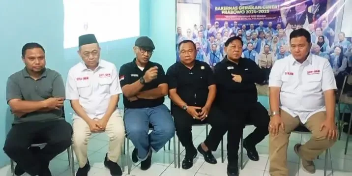 Relawan Prabowo Gelar Apel Kebangsaan di TMII, Desak Reshuffle Kabinet
