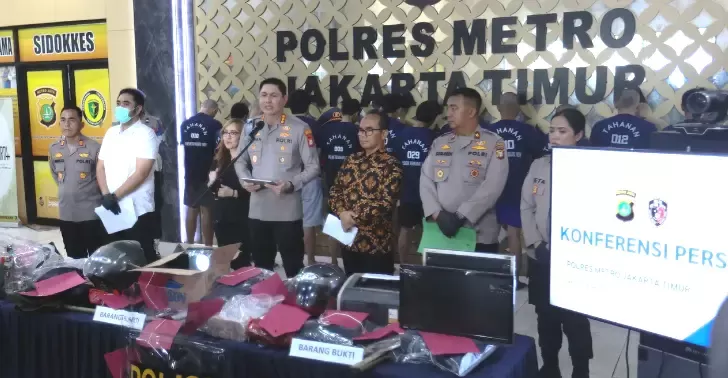 7 Senjata Api Polri Dijarah Saat Penyerangan Polsek di Jakarta Timur, 17 Pelaku Ditangkap