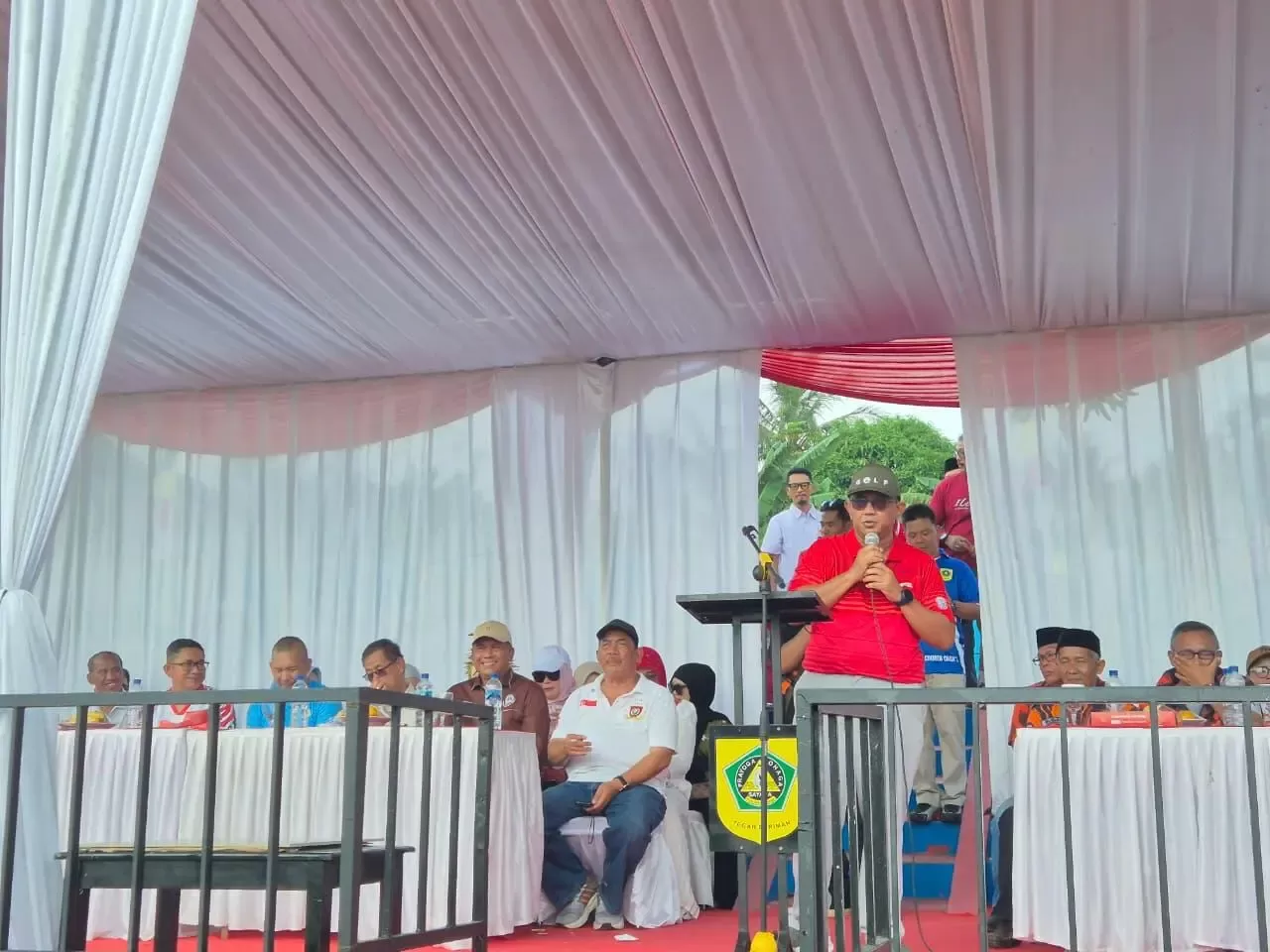 Wakil Ketua Komisi I DPR RI, H. Anton Sukartono Suratto Siap Dukung Penuh Pengembangan Olahraga di Desa Bojong Nangka