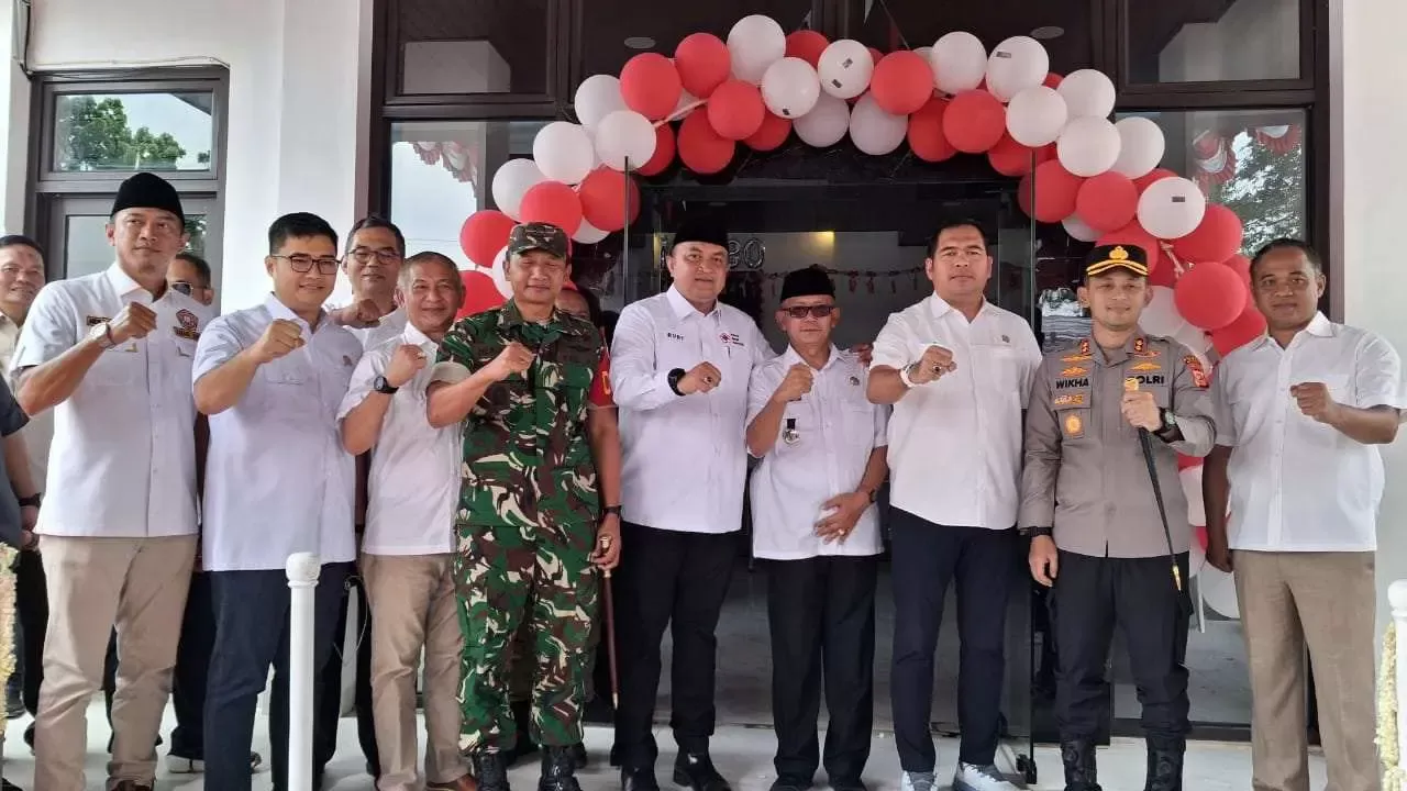 Bupati Bogor Rudy Susmanto Resmikan Kantor Kecamatan Sukamakmur di Momen HUT ke-80 RI