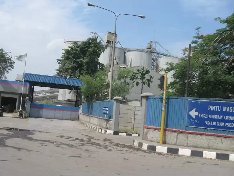 DLH Jabar Nyatakan PT Indocement Bersalah, Hujan Abu di Bogor Akibat Pelanggaran SOP